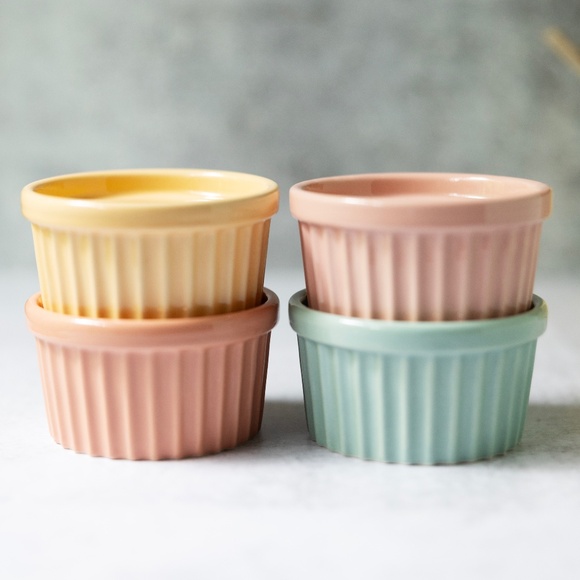 New NIB Alltrue set of 4 pastel spring colored ceramic ramekins pink yellow blue - Picture 1 of 4